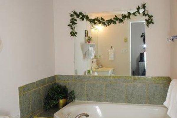 Cardinal Inn (Luray)